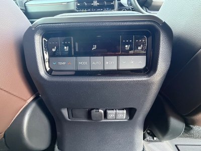 TOYOTA LAND CRUISER 250 - 10