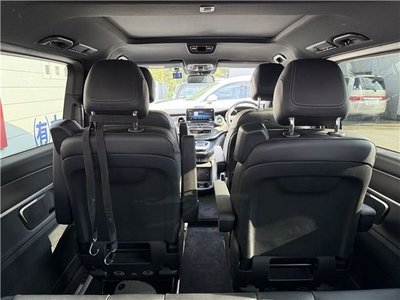 2021 Mercedes-BENZ V-CLASS photo 3