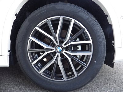 2025 BMW X1 缩略图 32
