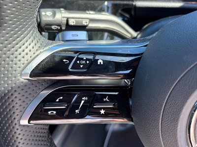 MERCEDES-BENZ GLA - 10