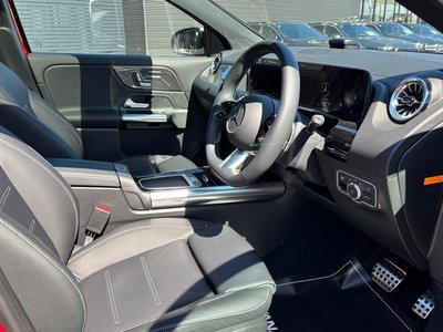 MERCEDES-BENZ GLA - 7