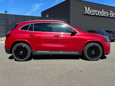 MERCEDES-BENZ GLA - 4