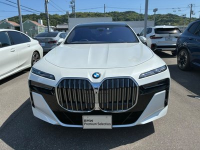 BMW 7 SERIES - 2