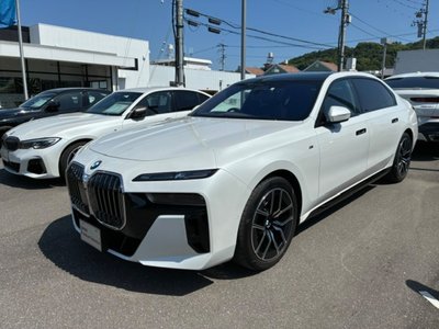 BMW 7 SERIES - 1