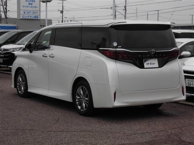 2023 Toyota ALPHARD — фото 5
