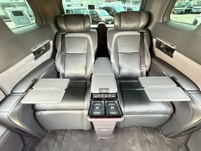 2024 Lexus LM — миниатюра 58