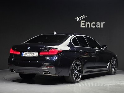 2023 BMW 5 SERIES 照片 3