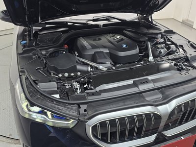 2023 BMW 5 SERIES photo 7