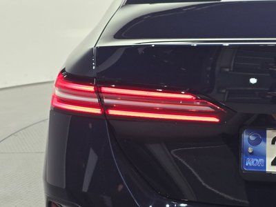 2023 BMW 5 SERIES photo 10