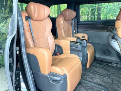 TOYOTA VELLFIRE - 10