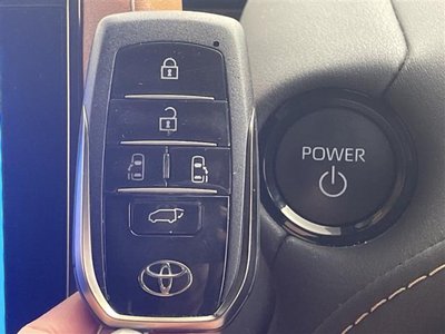 صورة مصغرة 22 لـ 2023 Toyota VELLFIRE