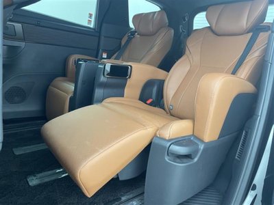 صورة مصغرة 37 لـ 2023 Toyota VELLFIRE