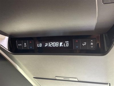 صورة مصغرة 31 لـ 2023 Toyota VELLFIRE