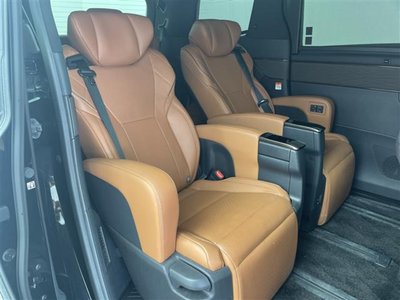 صورة مصغرة 34 لـ 2023 Toyota VELLFIRE