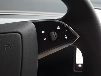 2025 Tesla MODEL 3 thumbnail 29