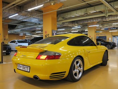 PORSCHE 911 - 5
