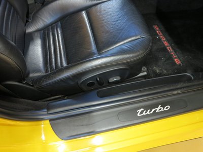 PORSCHE 911 - 10