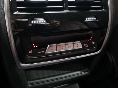 2021 BMW X6 — миниатюра 19