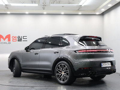 PORSCHE CAYENNE - 2