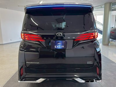 TOYOTA ALPHARD - 10