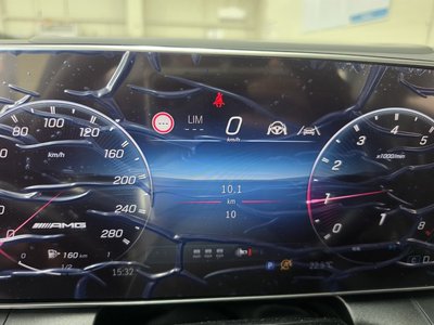 MERCEDES-BENZ GLC - 7