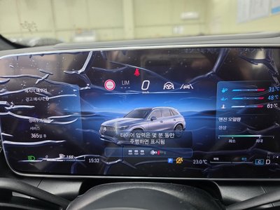 MERCEDES-BENZ GLC - 4