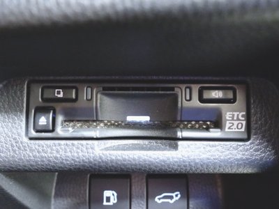 TOYOTA CROWN SPORT - 10