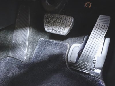 TOYOTA CROWN SPORT - 9