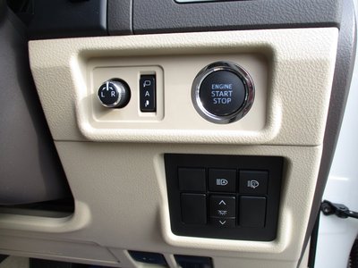 2023 Toyota LAND CRUISER PRADO 缩略图 25