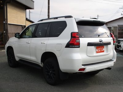 2023 Toyota LAND CRUISER PRADO 照片 5