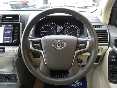 2023 Toyota LAND CRUISER PRADO 缩略图 12
