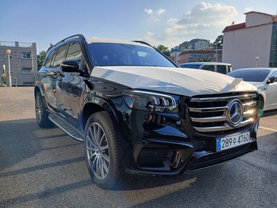 2026 Mercedes-BENZ GLS — фото 3