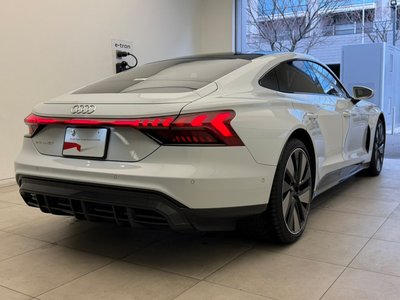 AUDI E-TRON GT QUATTRO - 7