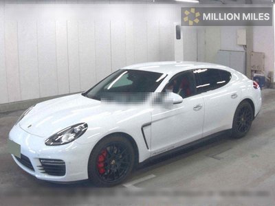 PORSCHE PANAMERA - 4