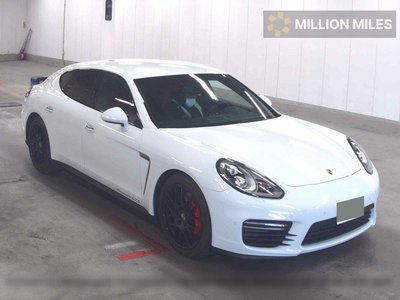 PORSCHE PANAMERA - 1