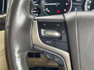 صورة مصغرة 21 لـ 2015 Toyota LAND CRUISER 200