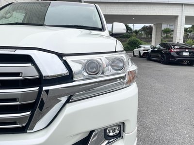 صورة مصغرة 17 لـ 2015 Toyota LAND CRUISER 200