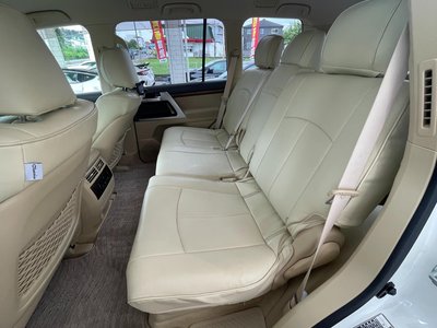صورة مصغرة 47 لـ 2015 Toyota LAND CRUISER 200