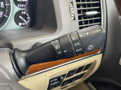 صورة مصغرة 24 لـ 2015 Toyota LAND CRUISER 200