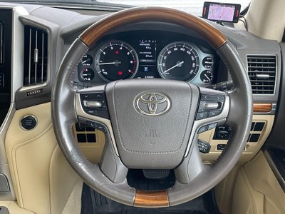 صورة مصغرة 38 لـ 2015 Toyota LAND CRUISER 200