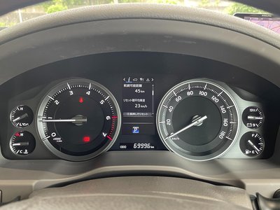 2015 Toyota LAND CRUISER 200 照片 6