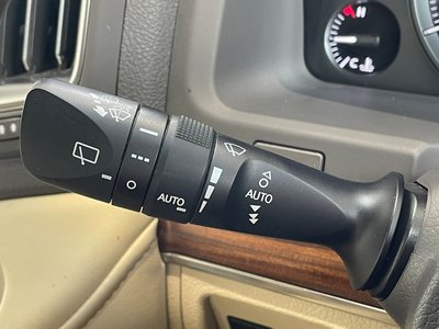 صورة مصغرة 23 لـ 2015 Toyota LAND CRUISER 200