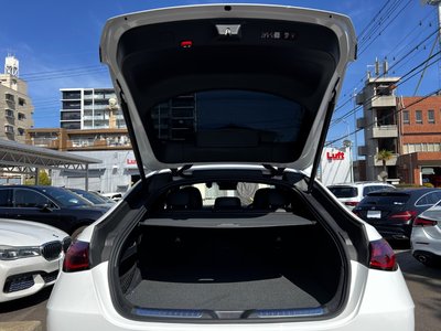 MERCEDES-BENZ GLC - 7