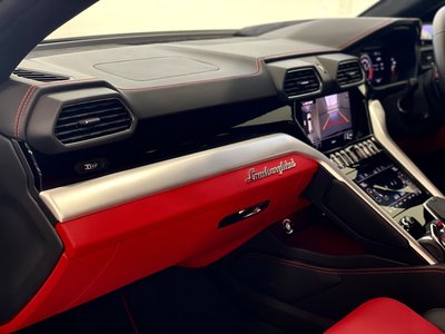 صورة مصغرة 13 لـ 2021 Lamborghini URUS