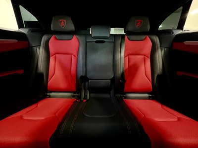 صورة مصغرة 18 لـ 2021 Lamborghini URUS