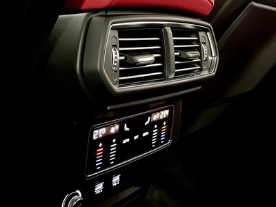 صورة مصغرة 26 لـ 2021 Lamborghini URUS