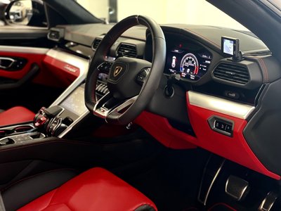 صورة مصغرة 11 لـ 2021 Lamborghini URUS