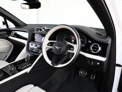 صورة 3 لـ 2023 Bentley BENTAYGA