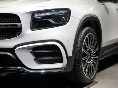 MERCEDES-BENZ GLB - 4