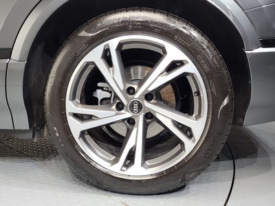 AUDI Q6 - 8